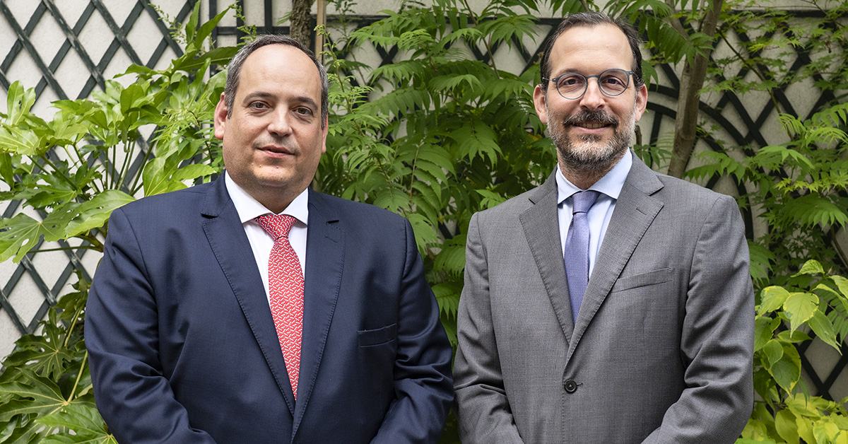Dimitri Kerkentzes (@dkerkentzes) on Twitter photo Heureux d’avoir rencontré aujourd’hui l’Ambassadeur David Puig Buchel 🇩🇴 (<a href="/RDenFrancia/">Embajada de República Dominicana en Francia</a>) pour un échange constructif sur l’engagement de la République dominicaine dans les Expositions et au sein du BIE. Cette rencontre a permis de renforcer nos liens et de mettre en lumière les Heureux d’avoir rencontré aujourd’hui l’Ambassadeur David Puig Buchel 🇩🇴 (<a href="/RDenFrancia/">Embajada de República Dominicana en Francia</a>) pour un échange constructif sur l’engagement de la République dominicaine dans les Expositions et au sein du BIE. Cette rencontre a permis de renforcer nos liens et de mettre en lumière les