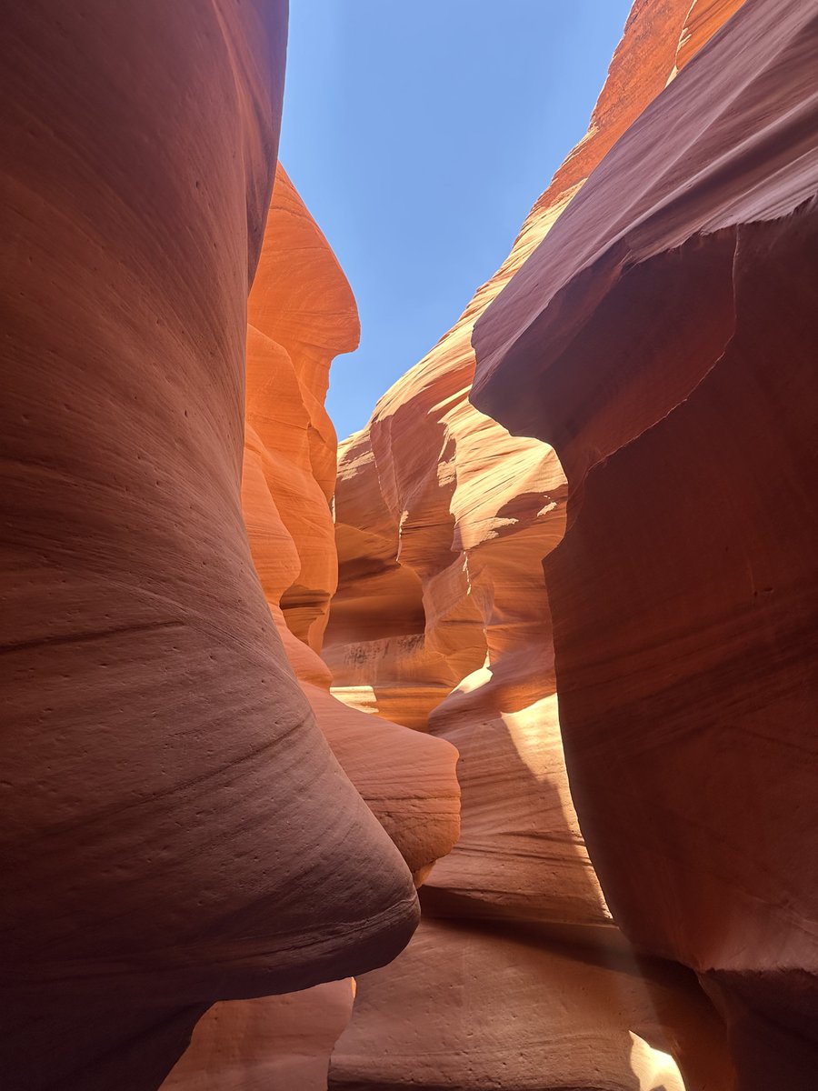 gagam92's tweet photo. Antelope canyon 🏜️ https://t.co/5mzVd7JZHe