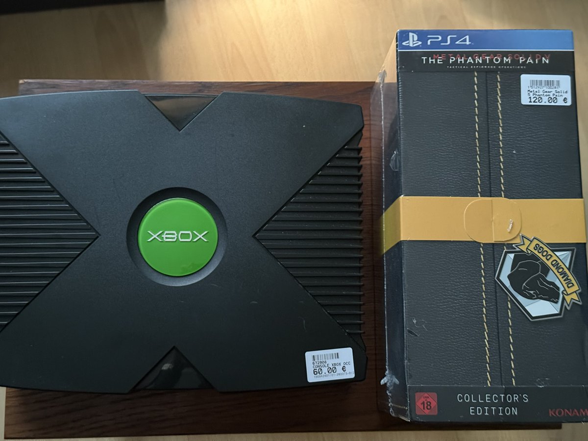 A still sealed Collector's Edition of MGSV showed up at my reseller 😃 And finally a classic Xbox that will be used for XBX Multi Tools development.
They also got ER:Nightreign already today in the Collector's Edition but the main game is enough for me.