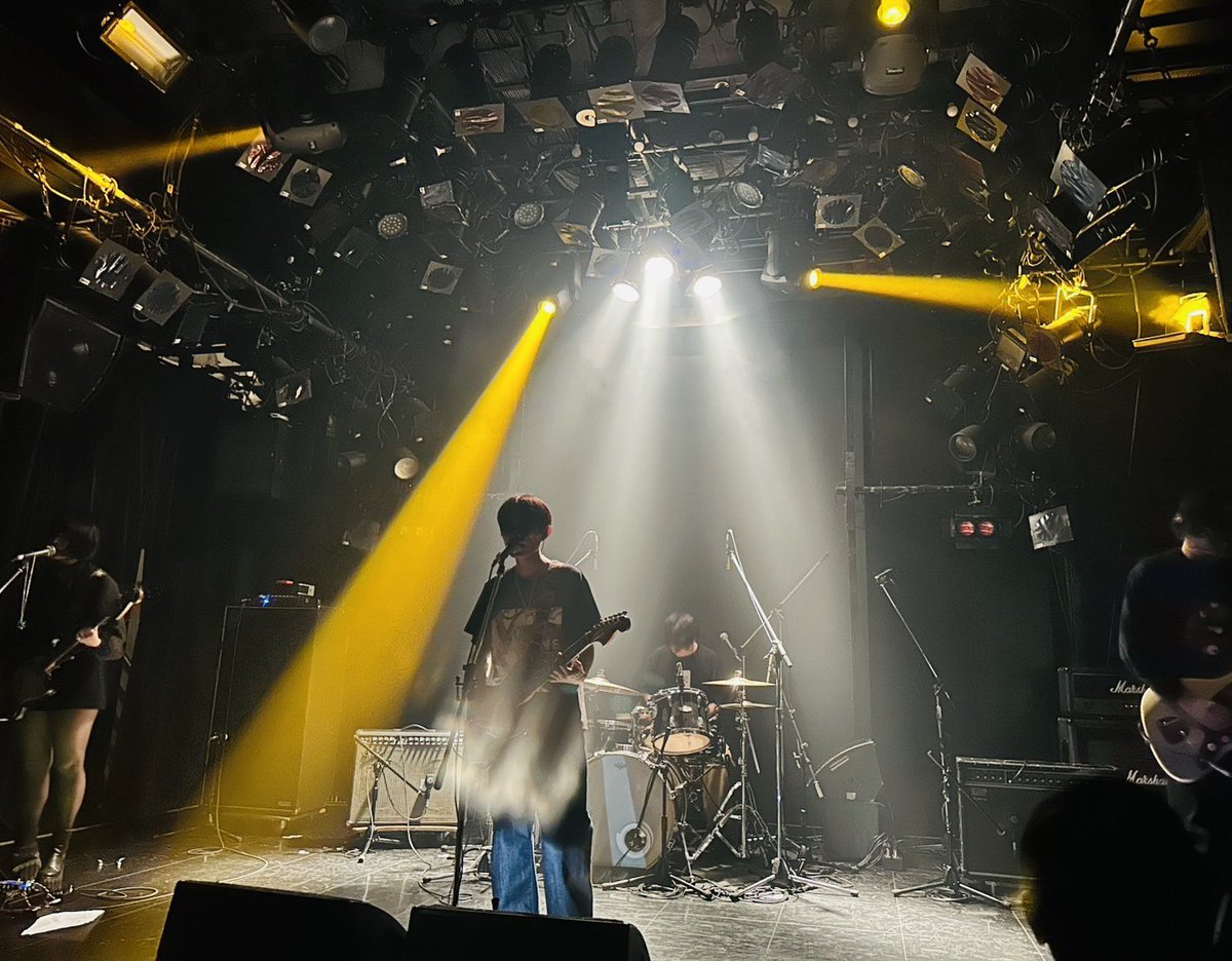 遅くなりましたが5/25高円寺HIGHでのライブ、観てくださった方々ありがとうございました。
ほぼ新しい曲ばかり演ったのですがもっと練度を上げていきたいと思います。またそのうちお会いしましょう。