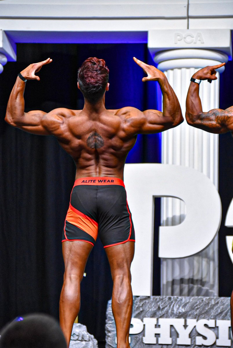 Alex_GoldenWolf's tweet photo. This weekend didn't bring my best to the Universe,ended getting smaller by trying to get leaner and drier,which ended up not being the best decision,but u learn and move on, there is always next year! 
#bodybuilding #mensphysique #competition #shredded #motivation #fitnesswolves https://t.co/wY5ye9SXVA