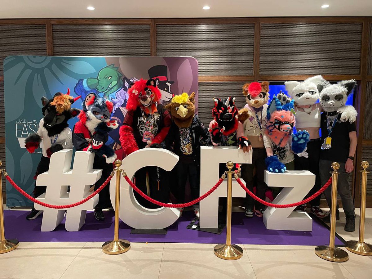 salem 🦴 🔜 Griffish Isles tweet media