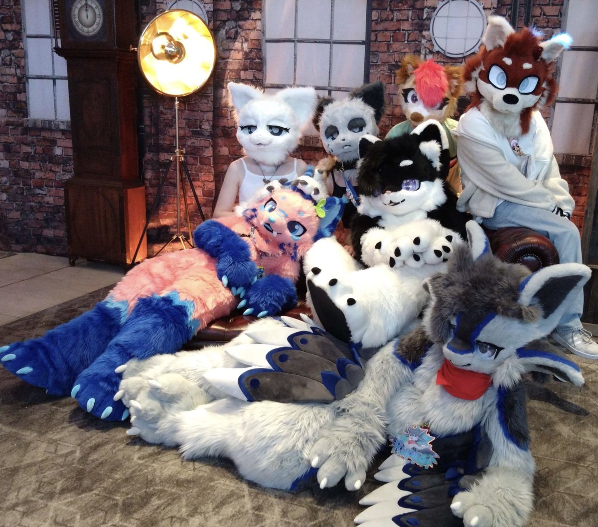 salem 🦴 🔜 Griffish Isles tweet media