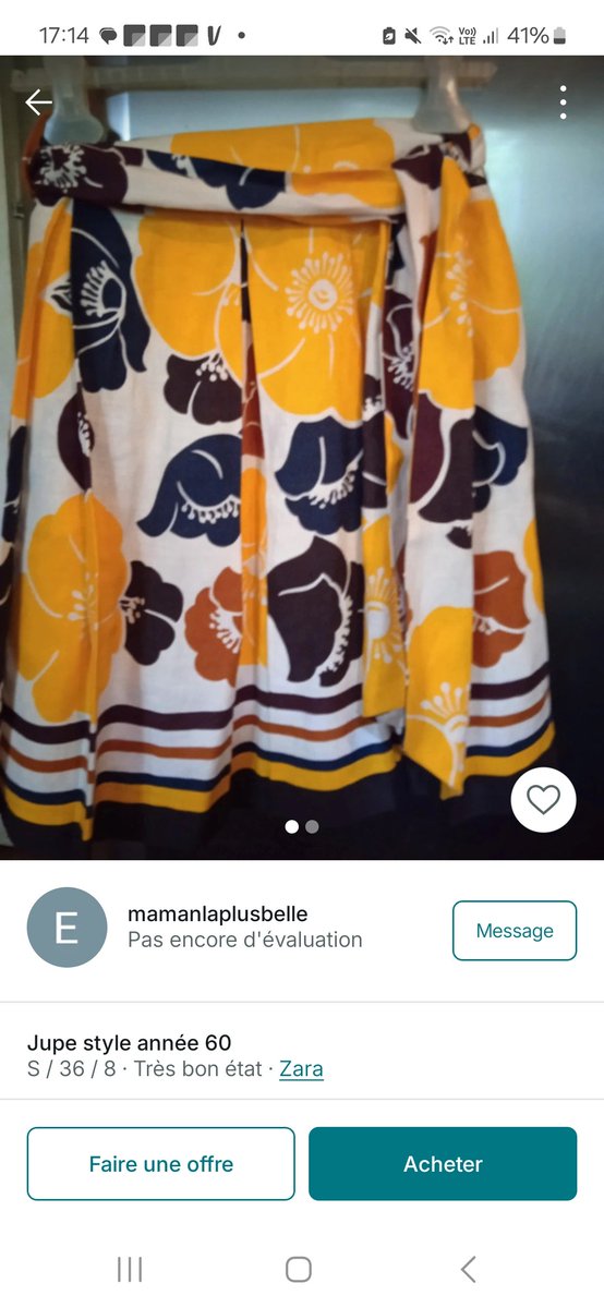 jailaflemmeptn's tweet image. les filles j'ai jamais fais ça mais voici la situation : ma maman peut plus travailler suite à son handicap, sauf qu'avant d'arrêter elle avait une friperie,
elle a encore bcp de stock mais dépression ect elle en a jamais rien fais
c'est sa première annonce vinted (1)