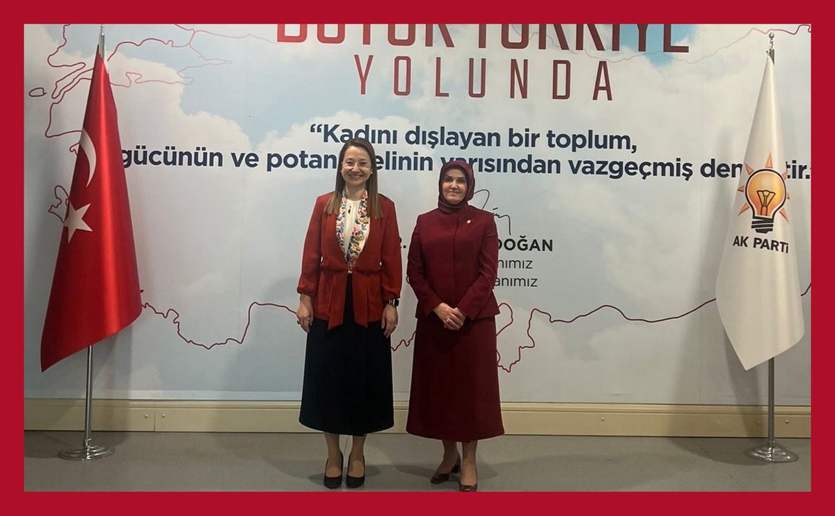 Doç. Dr. DERYA BAKBAK 🇹🇷 (@deryabakbak27) on Twitter photo İstanbul Milletvekilimiz Ümmü Gülşen Öztürk AK Parti Genel Merkezi'nde ziyaretimize geldi. Kıymetli Milletvekilimize iyi dilekleri ve nazik ziyareti için teşekkür ediyorum.
<a href="/drummugulsen/">Ümmü Gülşen Öztürk</a> İstanbul Milletvekilimiz Ümmü Gülşen Öztürk AK Parti Genel Merkezi'nde ziyaretimize geldi. Kıymetli Milletvekilimize iyi dilekleri ve nazik ziyareti için teşekkür ediyorum.
<a href="/drummugulsen/">Ümmü Gülşen Öztürk</a>