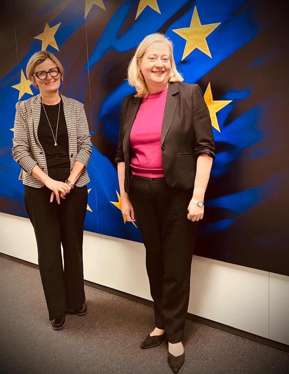 PiaAhrenkildeEU (@piaahrenkilde) on Twitter photo Nice opportunity to take stock with <a href="/MoranCait/">Cait Moran</a> of priority 🇪🇺Education, Culture, Youth & Sport work. We zoomed in on the #UnionOfSkills & the future budget, looking forward to the 🇮🇪Council Presidency in 2nd half of 26.
Good preparation is the key to success.
#StrongerTogether Nice opportunity to take stock with <a href="/MoranCait/">Cait Moran</a> of priority 🇪🇺Education, Culture, Youth & Sport work. We zoomed in on the #UnionOfSkills & the future budget, looking forward to the 🇮🇪Council Presidency in 2nd half of 26.
Good preparation is the key to success.
#StrongerTogether
