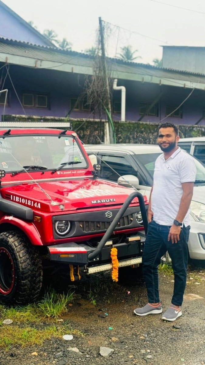 Rauoof_cm's tweet photo. ಬಂಟ್ವಾಳದಲ್ಲಿ ಹೇಡಿಗಳ ಅಟ್ಟಹಾಸಕ್ಕೆ ಬಲಿಯಾದ ಅಬ್ದುಲ್ ರಹೀಂ ಎಂಬ ಅಮಾಯಕನ ಹತ್ಯೆಯನ್ನು ತೀವ್ರವಾಗಿ ಖಂಡಿಸುತ್ತೇನೆ.

ಜಿಲ್ಲೆಯಲ್ಲಿ ಪದೇ ಪದೇ ಕೋಮು ಭಾಷಣ ಮಾಡಿ ಅಶಾಂತಿ ಸೃಷ್ಟಿಸುತ್ತಿರುವ ಬಾಡಿಗೆ ಭಾಷಣಕಾರರ ಮೇಲೆ ಕ್ರಮ ಯಾವಾಗ ಗೃಹ ಸಚಿವರೇ @DrParameshwara? https://t.co/JqAG3l9Mlv