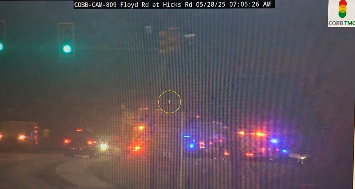Crash blocking the intersection of Floyd Rd and Verlander Way. Traffic on Floyd Rd between Concord Rd and Hicks Rd will be affected. #ATLTraffic