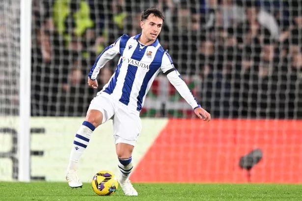 Medical booked, but the anxiety around f Martin Zubimendi won’t go until he’s holding up an #Arsenal shirt with the contract signed. This is one of the most important signings this summer, and it’s vital it comes first. An absolutely huge coup for an elite dictator &amp; temp setter.