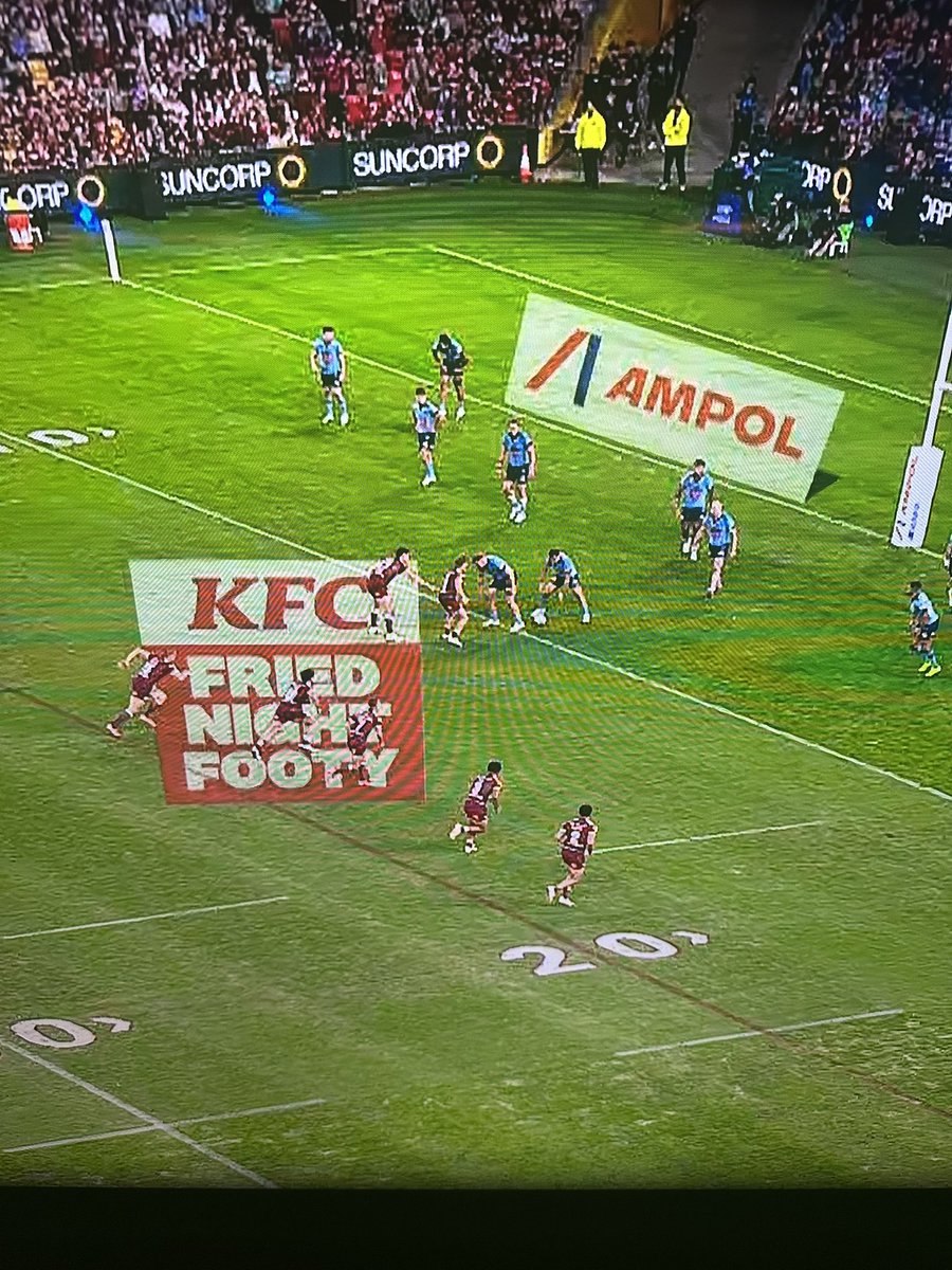 Hynesight7's tweet image. Nanai offside? #Origin #StateOfOrigin #qlder #nswblues
