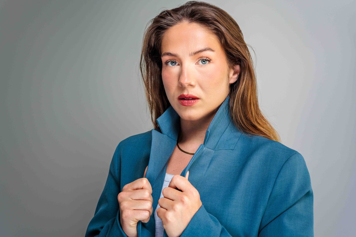 Had a great time working with Tara O'Sullivan the other day on her new headshots. She is stepping back into the industry after taking some time out and is currently seeking representation. She is also in a musical coming out very soon.
#headahots #headshot  #ziebellphotography