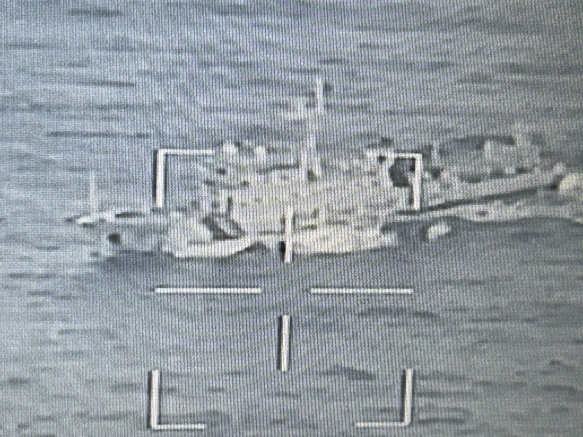 Jaime Ocon 歐海美 (@jaimeocon1) on Twitter photo Taiwan’s Coast Guard says it used joint ISR to detect a Chinese Coast Guard ship (3102) that had its AIS turned off as it entered restricted waters NE of Dongsha Island.
<a href="/GordianKnotRay/">Ray Powell</a> <a href="/TaiwanMonitor/">Taiwan Security Monitor</a> <a href="/PLATracker/">PLATracker</a> <a href="/songs349/">Song's Defence Watch🇦🇺🇯🇵</a> <a href="/supbrow/">Charlie B</a> Taiwan’s Coast Guard says it used joint ISR to detect a Chinese Coast Guard ship (3102) that had its AIS turned off as it entered restricted waters NE of Dongsha Island.
<a href="/GordianKnotRay/">Ray Powell</a> <a href="/TaiwanMonitor/">Taiwan Security Monitor</a> <a href="/PLATracker/">PLATracker</a> <a href="/songs349/">Song's Defence Watch🇦🇺🇯🇵</a> <a href="/supbrow/">Charlie B</a>