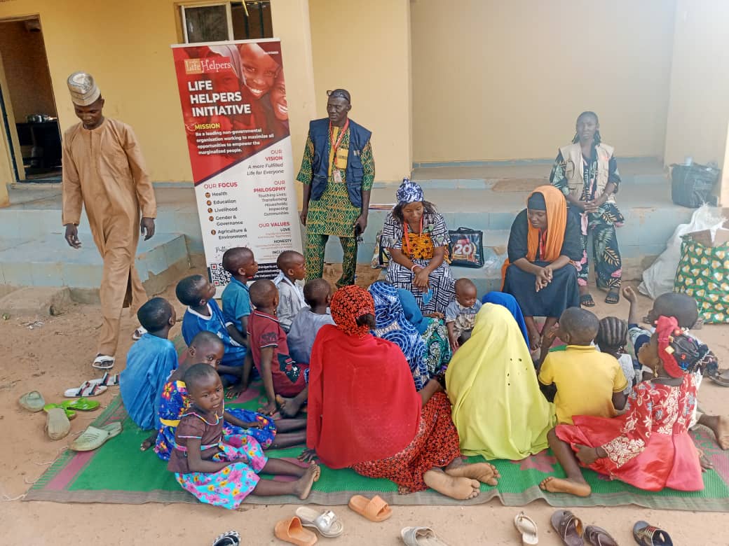 Lifehelperinit1's tweet photo. @ Celebrating Joy and Empowerment on Children's Day

LHI Kebbi celebrated International Children's Day with orphanage kids, promoting fun, health, and self esteem through games and talks. A joyful event boosting confidence and smiles!

#LifeHelpers 
#KebbiState
#Nigeria https://t.co/ugpV7I9hxj