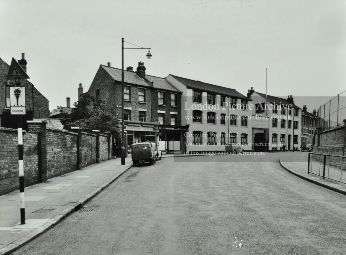 HistoryClapton's tweet photo. Greaves & Thomas were a furniture manufacturers in Clapton, Hackney from 1911 till 1965. They were situated at Amherst works 93-103 Northwold Road and were incorporated into Schreiber furniture in 1967. The furniture from the 1960s mirrored the style of modernist Danish designers, using clean geometries, teak timber, tapered furniture legs and smooth fabrics. Greaves & Thomas invented the Put-U-Up settee-bed, much sought after today. 

Photos:
1: Business Advertisement 1936
2: Street view of Amherst Works 93-103 Northwold Road
3: Upholsterer from the factory in 1953