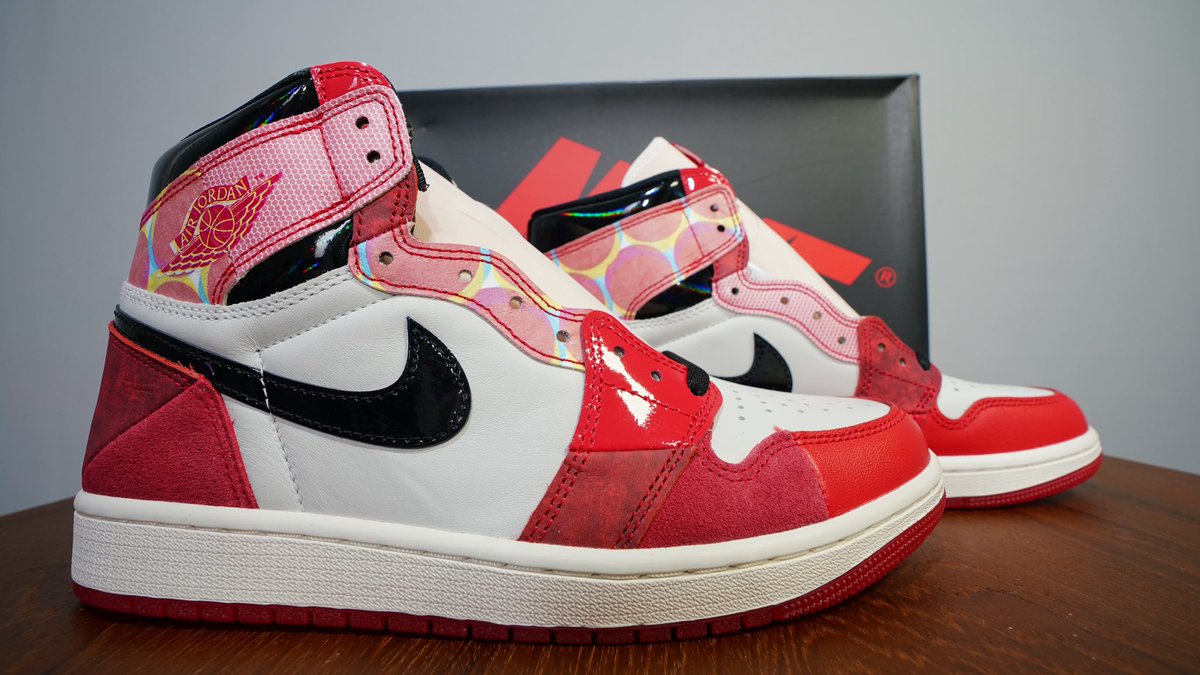 HiRo_WatchScoop's tweet photo. (1/2)

『Spider-Man × Nike Air Jordan 1 High OG SP “Next Chapter/Spider-Man:Across the Spider-Verse”』をレビューしました！

よければ”イイネ！”と”リツイート！”の応援をお願いします。
フォローもお待ちしております。

#スニーカー大好き #WatchScoopレビュー https://t.co/dRYC6OGAQp
