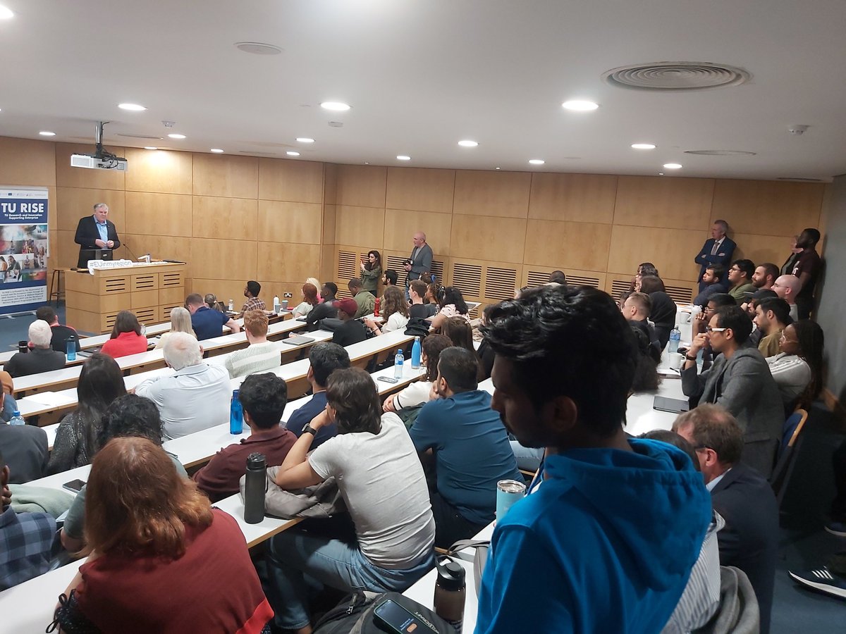 Veronica Cawley tweet media