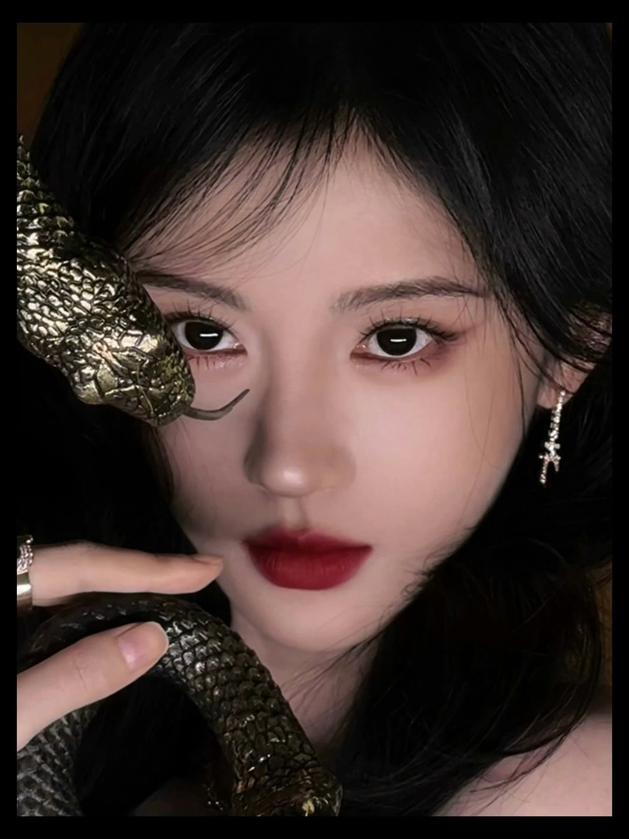 리내 tweet media