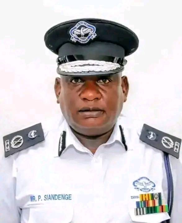 35-YEAR-OLD MAN ALLEGEDLY MURDERED BY HIS 42-YEAR-OLD WIFE IN KITWE’S KAWAMA COMPOUND.
By Ennie Kishiki

A 35-year-old man of Kitwe’s Kawama Compound identified as Micheal Mwamba, has allegedly been murdered by his 42-year-old wife.