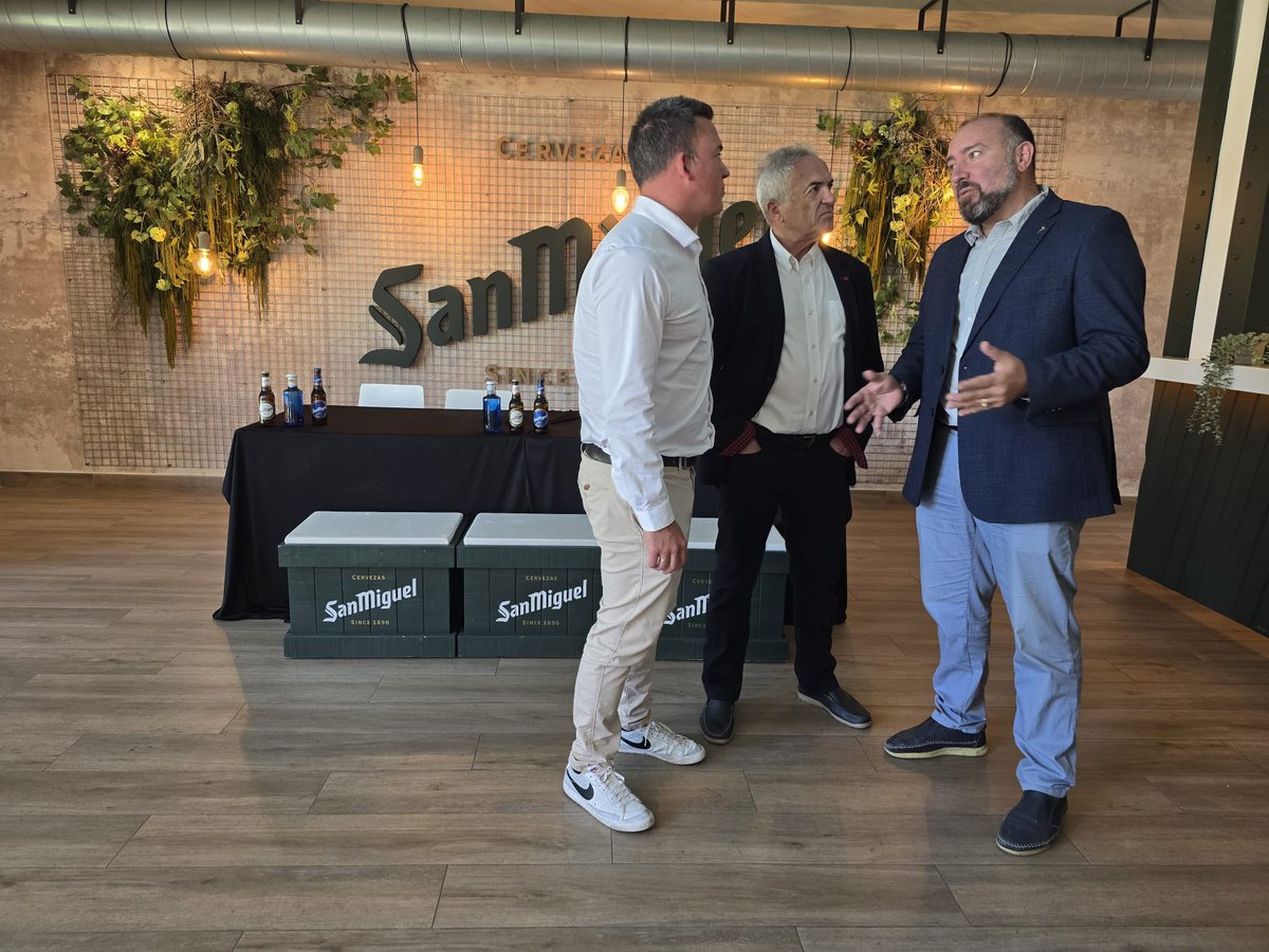 🦐 ¡Mañana arranca la XVI Feria del Marisco en Benalmádena!
Del 29 de mayo al 1 de junio, disfruta de sabores del mar desde 6 € con raciones de paella, almejas, gambas y mucho más 🌊🍴

📍 Con 6 locales de referencia y hasta un 50% de descuento
¡Te esperamos!