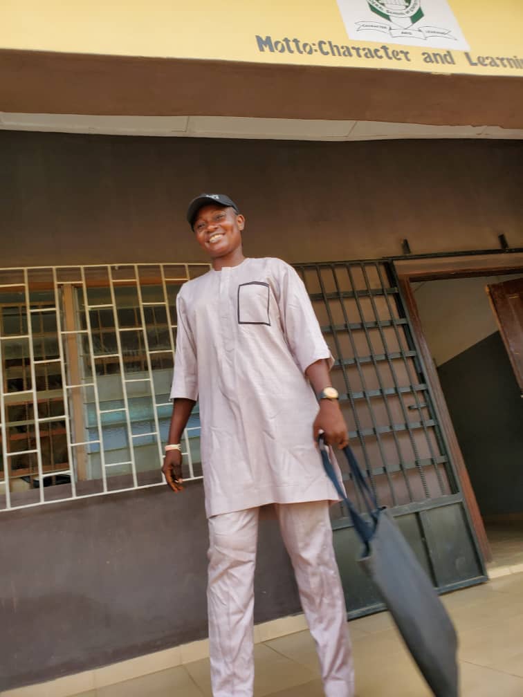 AORAsignatures's tweet photo. Finalist in a bit
#Education 
#simplyme 
#GoalOfTheDay #oniboluwatife https://t.co/7Q6888vJDg