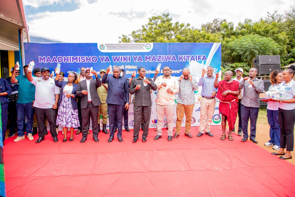 WIKI YA MAZIWA 2025: MOROGORO

TADB kupitia Mradi Shirikishi wa Wasindikaji, Wazalishaji wa Maziwa (TI3P), inashiriki maadhimisho ya 28 ya Wiki ya Maziwa Kitaifa ikiwa ni Maandalizi ya kuelelekea Siku ya Maziwa Duniani itakayoadhimishwa tarehe 01 Juni, 2025.

#TADB #Ti3P