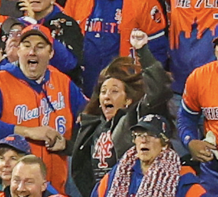 The7Line's tweet photo. Juan Soto's 2 run double that was inches from clearing the fence. These reactions are great. 

📸: Keith Terra 
https://t.co/HlaA3TMGX6 https://t.co/Rage13zHaI