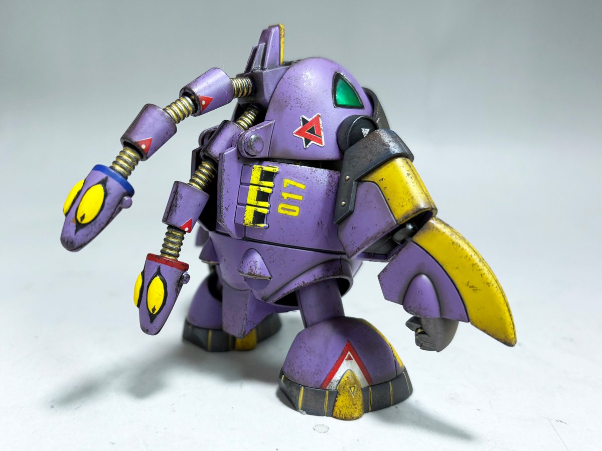 rider_joe1's tweet photo. シェリー専用グリンク
「パープルシャドウ」(ダブル=ネック)
完成しました~!
「Joshin ホビーショー2025」
#LEAPRO @LeapfrogMokei さんブースに
展示予定です~!(当日持参…)
頭頂部の格納機構は弁当持参自画自賛♪
このパープルの調色が一番大変でした~
#大河原邦男 #ときた洸一 #オモロイド #グリンク