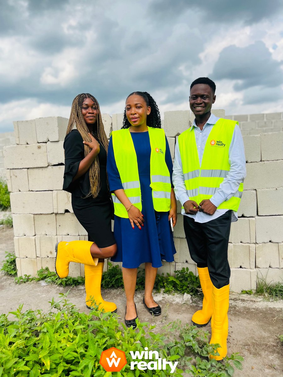 meetwinrealty's tweet image. Site Visit Highlights  | Win Realty Team in Action

Our team was on site for a comprehensive inspection and land mapping session with a prospective client.

#WinRealty #SiteInspection #LandMapping #RealEstateNigeria #SecureYourFuture #TeamOnGround