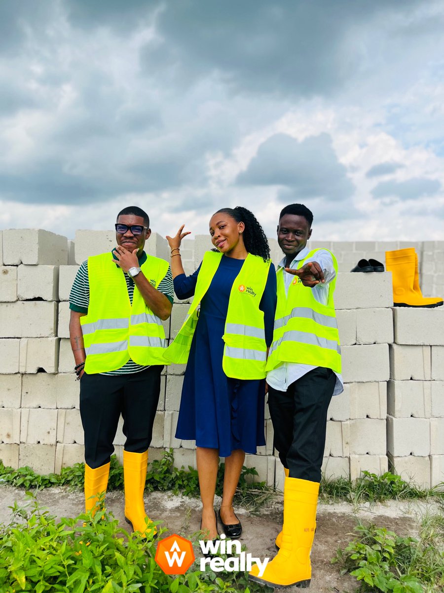 meetwinrealty's tweet image. Site Visit Highlights  | Win Realty Team in Action

Our team was on site for a comprehensive inspection and land mapping session with a prospective client.

#WinRealty #SiteInspection #LandMapping #RealEstateNigeria #SecureYourFuture #TeamOnGround