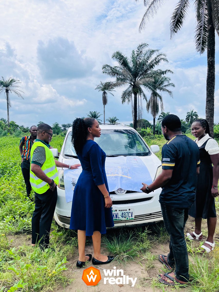 meetwinrealty's tweet image. Site Visit Highlights  | Win Realty Team in Action

Our team was on site for a comprehensive inspection and land mapping session with a prospective client.

#WinRealty #SiteInspection #LandMapping #RealEstateNigeria #SecureYourFuture #TeamOnGround