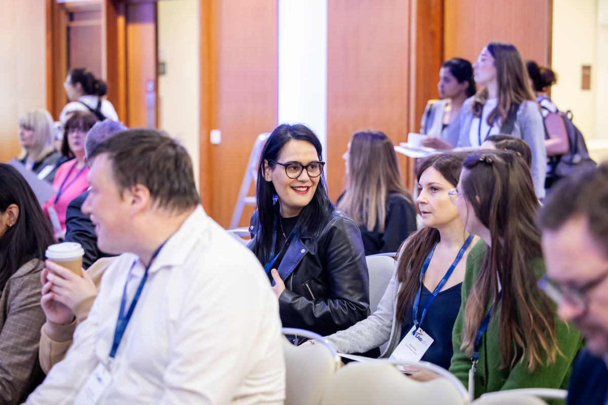 Teamwork = 20% Off at #LAS2025! Why come solo when you can bring the whole team? Register 5 or more people together for LAS and save!

Here’s how:
👉 Add colleagues via the ‘Add Group Member’ button
👉 Confirm &amp; pay 
millbrook-events.co.uk/event/LAS25/re…