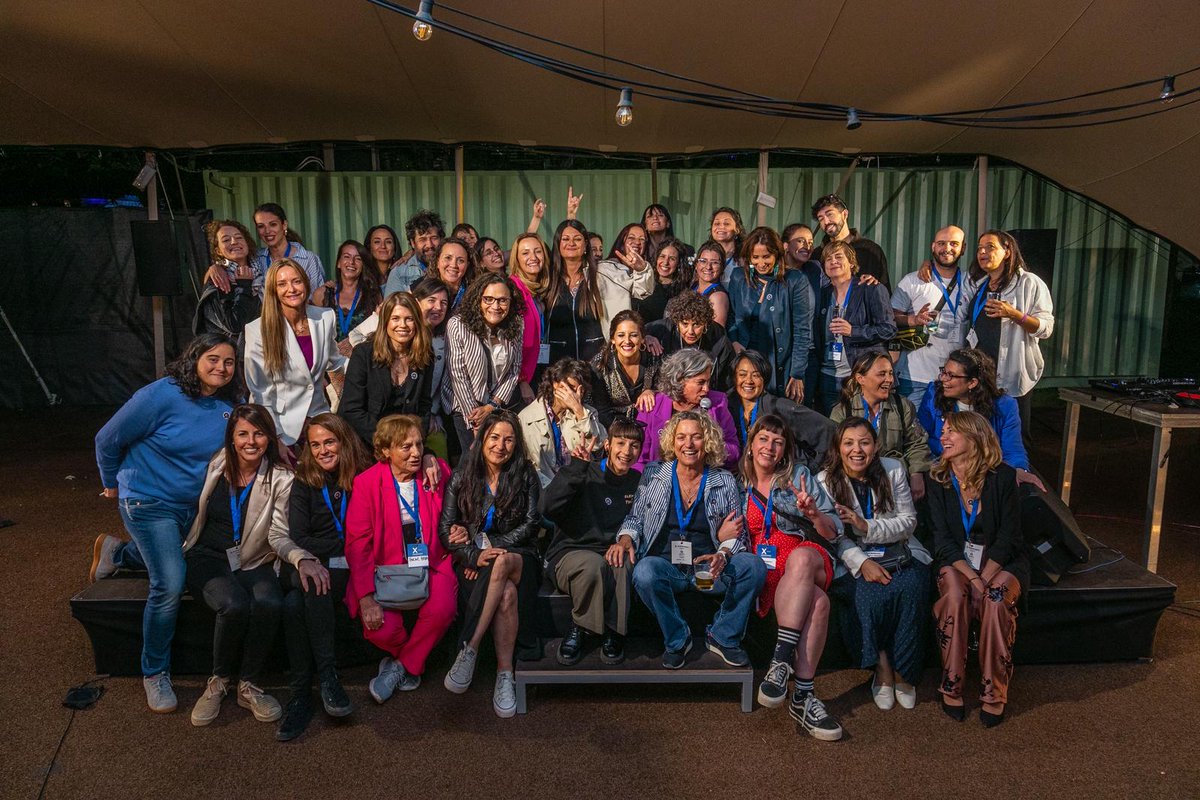 La Colmena Creativa tweet media