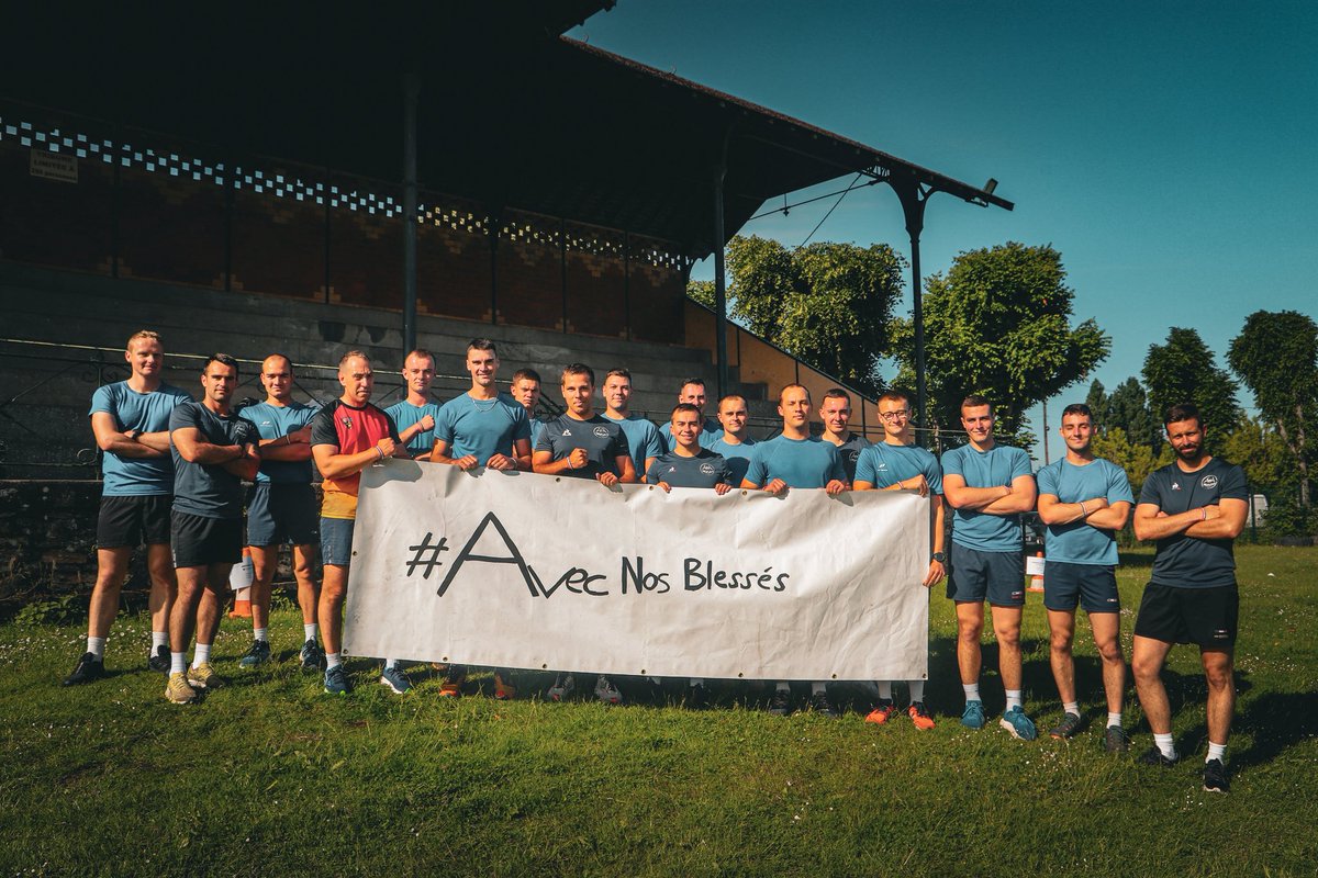 riisc_1's tweet image. 🇫🇷 #AvecNosBlessés | 1er RIISC

🫡 À travers l&apos;opération #avecnosblessés, nous saluons le courage de ceux qui ont été blessés en mission au service de la France.

#fraternité #blessés #armeedeterre