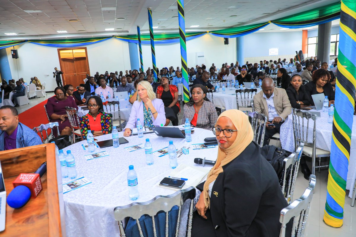 Tanzania ECD Network (@ecdnetwork) on Twitter photo 🌍 As part of our continued efforts in #ECD coordination & advocacy, TECDEN proudly co-organized the Tanzania Malezi Summit 2025 <a href="/maendeleoyajami/">WIZARA YA MAENDELEO YA JAMII</a> <a href="/ortamisemitz/">OFISI YA RAIS TAMISEMI</a> uniting partners to call for greater investment in Early Childhood Development services across 🇹🇿. #InvestInECD #TMS2025 🌍 As part of our continued efforts in #ECD coordination & advocacy, TECDEN proudly co-organized the Tanzania Malezi Summit 2025 <a href="/maendeleoyajami/">WIZARA YA MAENDELEO YA JAMII</a> <a href="/ortamisemitz/">OFISI YA RAIS TAMISEMI</a> uniting partners to call for greater investment in Early Childhood Development services across 🇹🇿. #InvestInECD #TMS2025