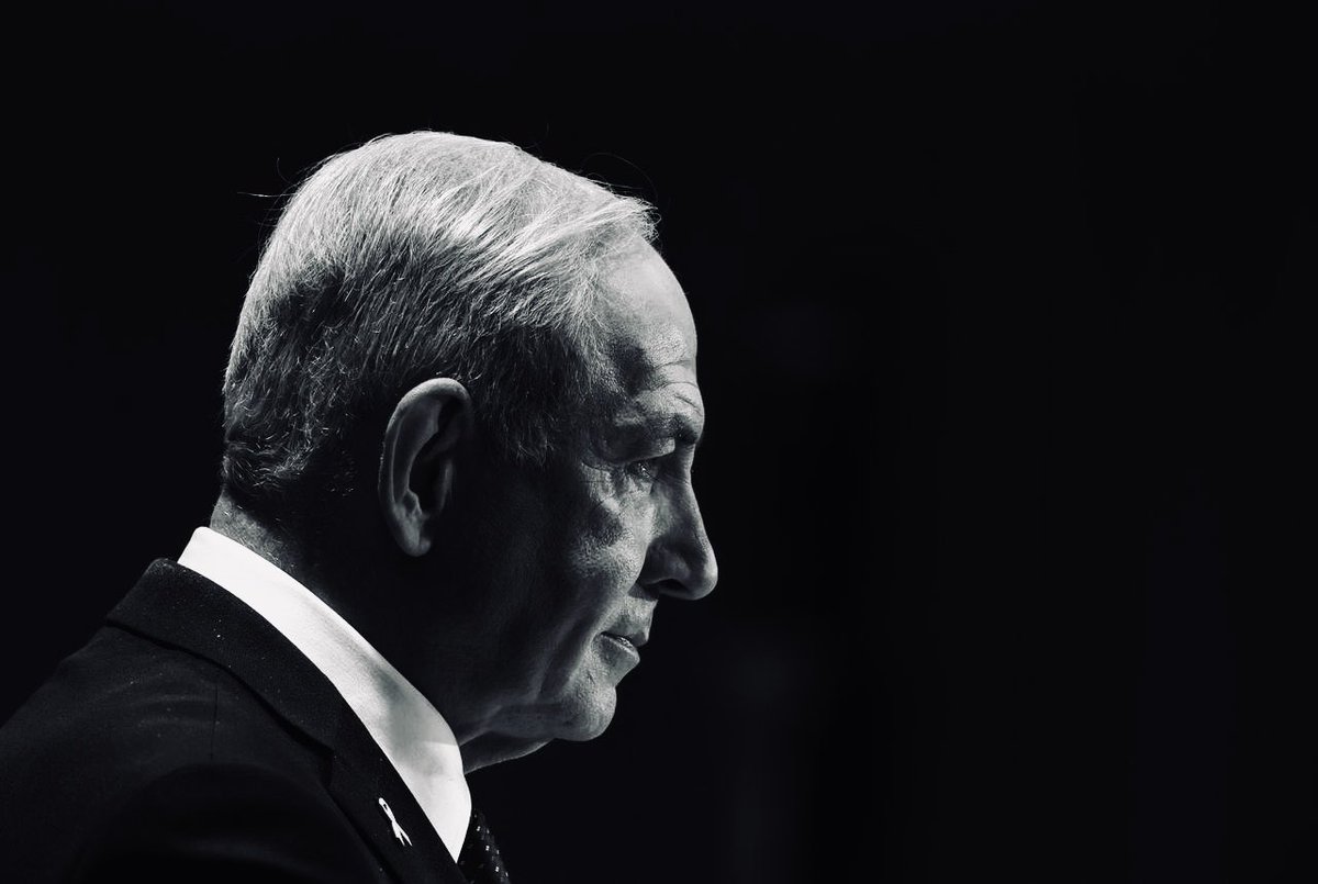 EllaKelian's tweet image. Le Goebbels de Tel-Aviv:

“ Il n&apos;y a pas
de famine à Gaza, nous avons arrêté des milliers de civils et nous les avons pris en photo. 

Nous leur avons demandé de retirer leurs vêtements et aucun n&apos;a montré de signe de faim. 

Si vous voyez le contraire, c&apos;est parce que ils ne…