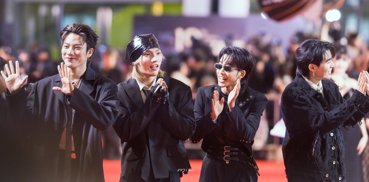 miz_wiz11's tweet photo. แกดูปังมากเลย
มีคนให้กำลังใจแกเยอะมากนาาาาา💖

CAS2 AT KAZZ AWARDS
#KAZZAWARDSxCAS2 #SUPERTHAI 
#ninjx_apt #Ppeanutp #TADALEE #Plengthai_ynwa https://t.co/U9GoodR6mI