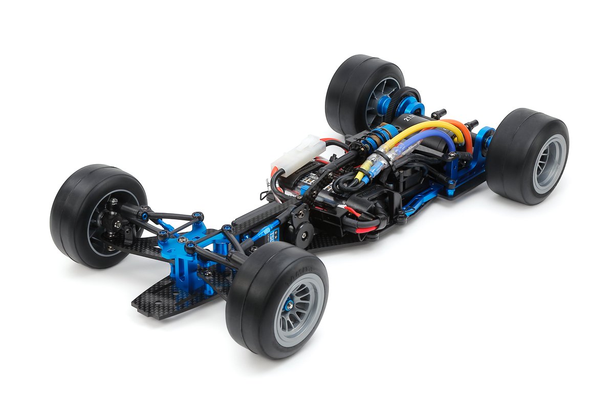 TamiyaUK's tweet image. The stunning TRF 104 arrives this week.
A high-spec @F1 racing RC kit.
The 2WD chassis, features beautifully crafted carbon fibre and aluminium components, with front lower arms also crafted from carbon fibre.
Limited availability - contact your Tamiya dealer
#Tamiya #F1 #TRF