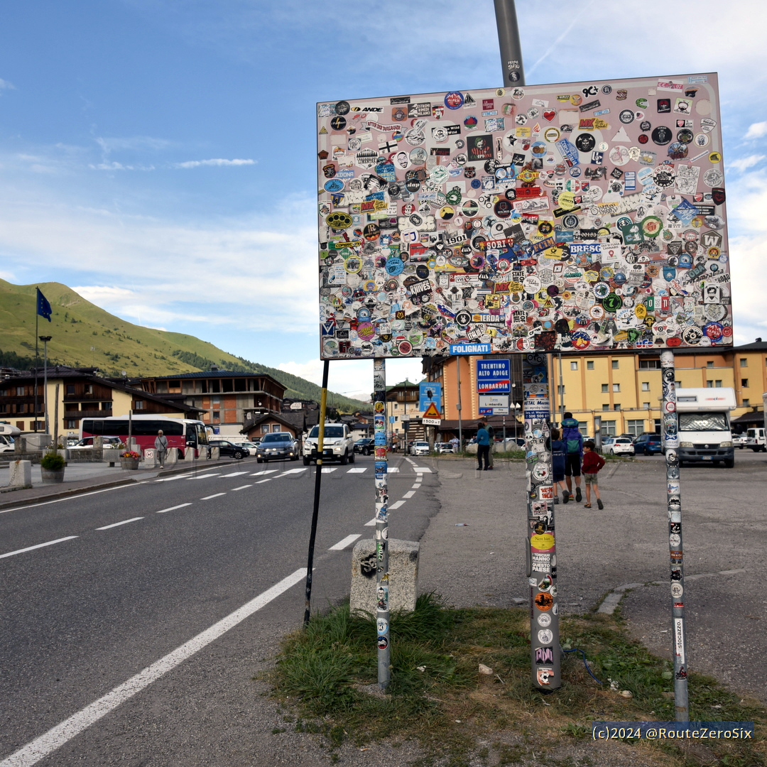 routezerosix's tweet photo. A cheval entre les régions de Lombardie et de Trentin-Haut-Adige, le Passo del Tonale (1883 m) au menu de l'étape du jour du Giro d'Italia 2025
#PassodelTonale #TonalePass #Lombardia #Trentino #AltoAdige #GirodItalia #Giro108 #ciclismo #cycling #cyclisme https://t.co/5XrapfmLPd