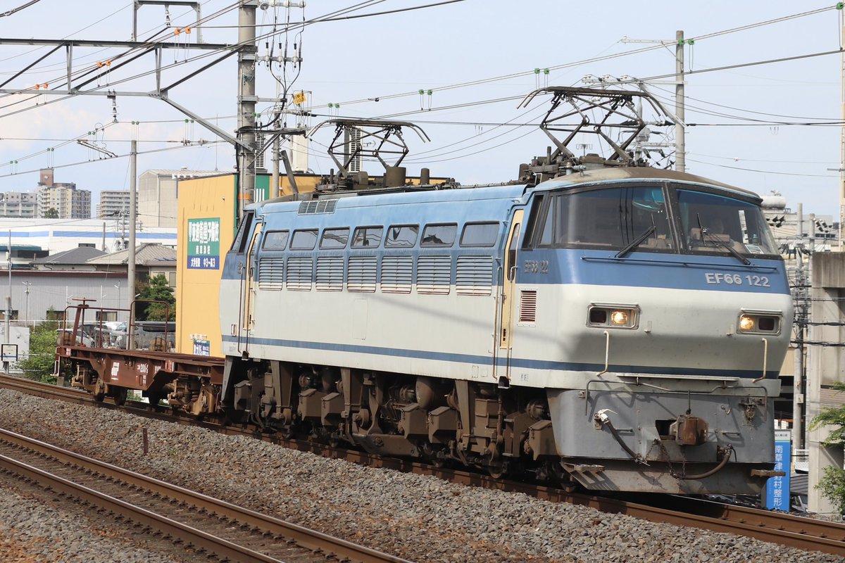 kumaaaaa485's tweet photo. 本日の午後はコキ1両が付いた8865レ
と缶付きの4076レを撮影🙂
8865レ EF66 122+コキ200-20
4076レ EF510-514+コキ20B
#JR貨物能登応援プロジェクト https://t.co/bj1H8DwbHA