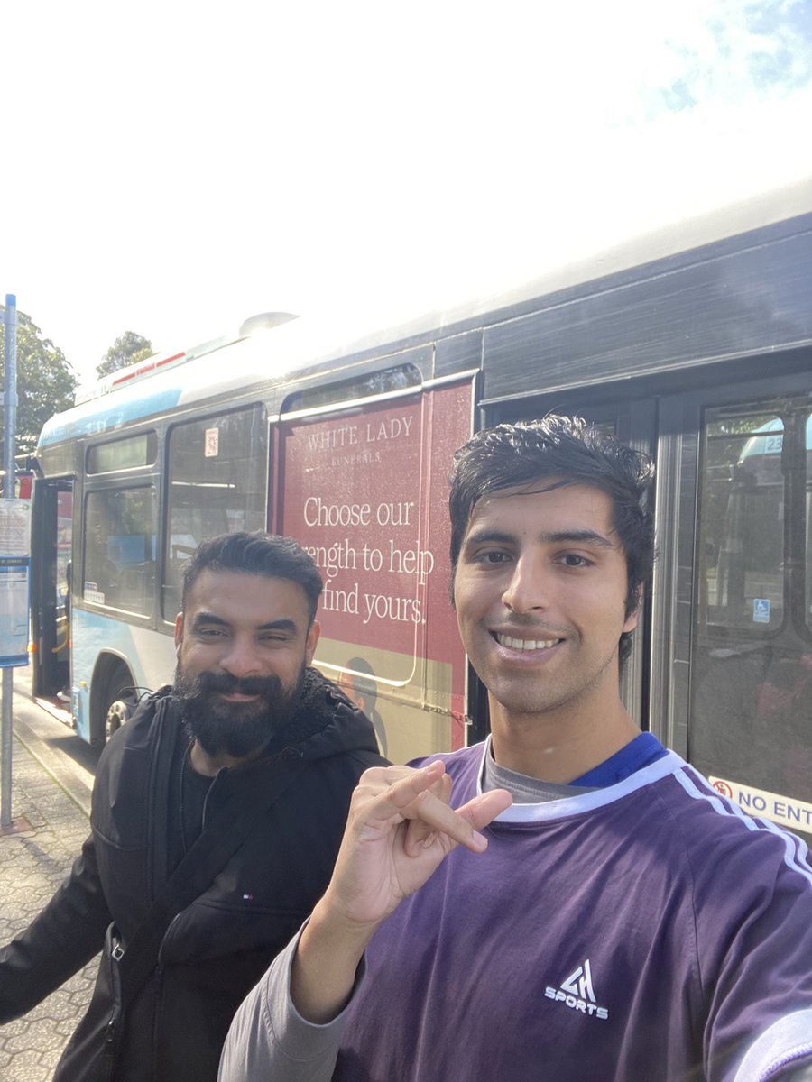 SinghZeldon's tweet image. Had the pleasure of. Chatting with Tovino Thomas gentle fellow truuu.😊
#zeldonsingh
#tovinothomas