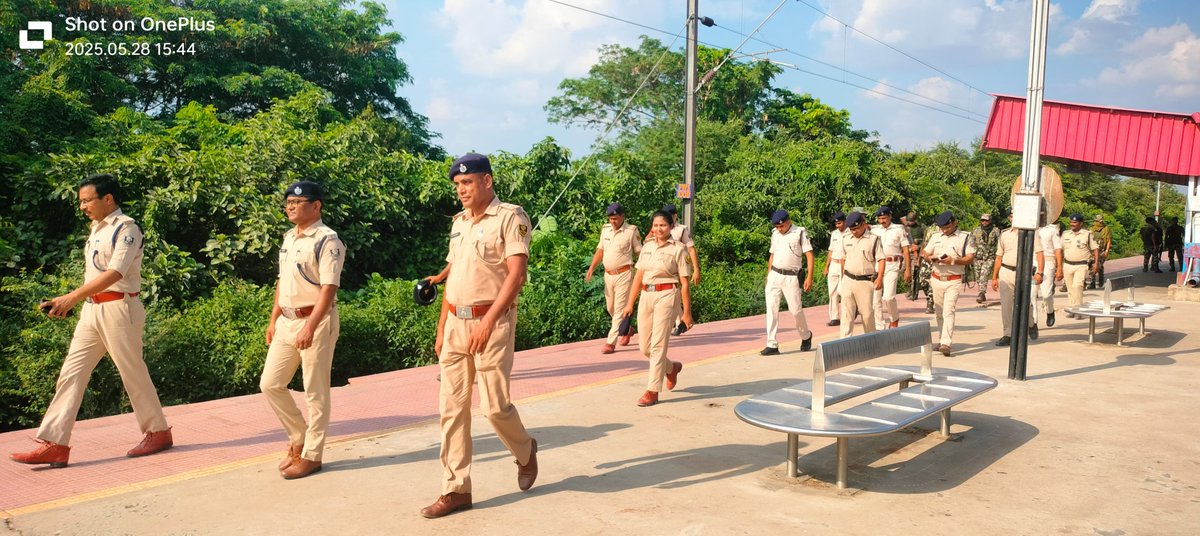 Patna Police (@patnapolice24x7) on Twitter photo рдорд╛рдирдиреАрдп рдкреНрд░рдзрд╛рдирдордВрддреНрд░реА, рднрд╛рд░рдд рд╕рд░рдХрд╛рд░ рдХреЗ рдкрдЯрдирд╛ рдкрд░рд┐рднреНрд░рдордг рдХрд╛рд░реНрдпрдХреНрд░рдо рдХреЗ рдЕрд╡рд╕рд░ рдкрд░ рд╕реБрд░рдХреНрд╖рд╛-рд╡реНрдпрд╡рд╕реНрдерд╛ рдПрд╡рдВ рд╡рд┐рдзрд┐-рд╡реНрдпрд╡рд╕реНрдерд╛ рд╕рдВрдзрд╛рд░рдг рдХреЗ рджреГрд╖реНрдЯрд┐рдЧрдд #рд╡рд░реАрдп_рдкреБрд▓рд┐рд╕_рдЕрдзреАрдХреНрд╖рдХ, рдкрдЯрдирд╛ рдХреЗ рдирд┐рд░реНрджреЗрд╢ рдХреЗ рдЖрд▓реЛрдХ рдореЗрдВ рдЕрдиреБрдордВрдбрд▓ рдкреБрд▓рд┐рд╕ рдкрджрд╛рдзрд┐рдХрд╛рд░реА, рдлреБрд▓рд╡рд╛рд░реАрд╢рд░реАрдл-01 рдХреЗ рдиреЗрддреГрддреНрд╡ рдореЗрдВ рдлреБрд▓рд╡рд╛рд░реАрд╢рд░реАрдл рдЕрдиреБрдордВрдбрд▓ рдХреНрд╖реЗрддреНрд░ рдореЗрдВ рдкрдЯрдирд╛ рдкреБрд▓рд┐рд╕ рджреНрд╡рд╛рд░рд╛ рдорд╛рдирдиреАрдп рдкреНрд░рдзрд╛рдирдордВрддреНрд░реА, рднрд╛рд░рдд рд╕рд░рдХрд╛рд░ рдХреЗ рдкрдЯрдирд╛ рдкрд░рд┐рднреНрд░рдордг рдХрд╛рд░реНрдпрдХреНрд░рдо рдХреЗ рдЕрд╡рд╕рд░ рдкрд░ рд╕реБрд░рдХреНрд╖рд╛-рд╡реНрдпрд╡рд╕реНрдерд╛ рдПрд╡рдВ рд╡рд┐рдзрд┐-рд╡реНрдпрд╡рд╕реНрдерд╛ рд╕рдВрдзрд╛рд░рдг рдХреЗ рджреГрд╖реНрдЯрд┐рдЧрдд #рд╡рд░реАрдп_рдкреБрд▓рд┐рд╕_рдЕрдзреАрдХреНрд╖рдХ, рдкрдЯрдирд╛ рдХреЗ рдирд┐рд░реНрджреЗрд╢ рдХреЗ рдЖрд▓реЛрдХ рдореЗрдВ рдЕрдиреБрдордВрдбрд▓ рдкреБрд▓рд┐рд╕ рдкрджрд╛рдзрд┐рдХрд╛рд░реА, рдлреБрд▓рд╡рд╛рд░реАрд╢рд░реАрдл-01 рдХреЗ рдиреЗрддреГрддреНрд╡ рдореЗрдВ рдлреБрд▓рд╡рд╛рд░реАрд╢рд░реАрдл рдЕрдиреБрдордВрдбрд▓ рдХреНрд╖реЗрддреНрд░ рдореЗрдВ рдкрдЯрдирд╛ рдкреБрд▓рд┐рд╕ рджреНрд╡рд╛рд░рд╛