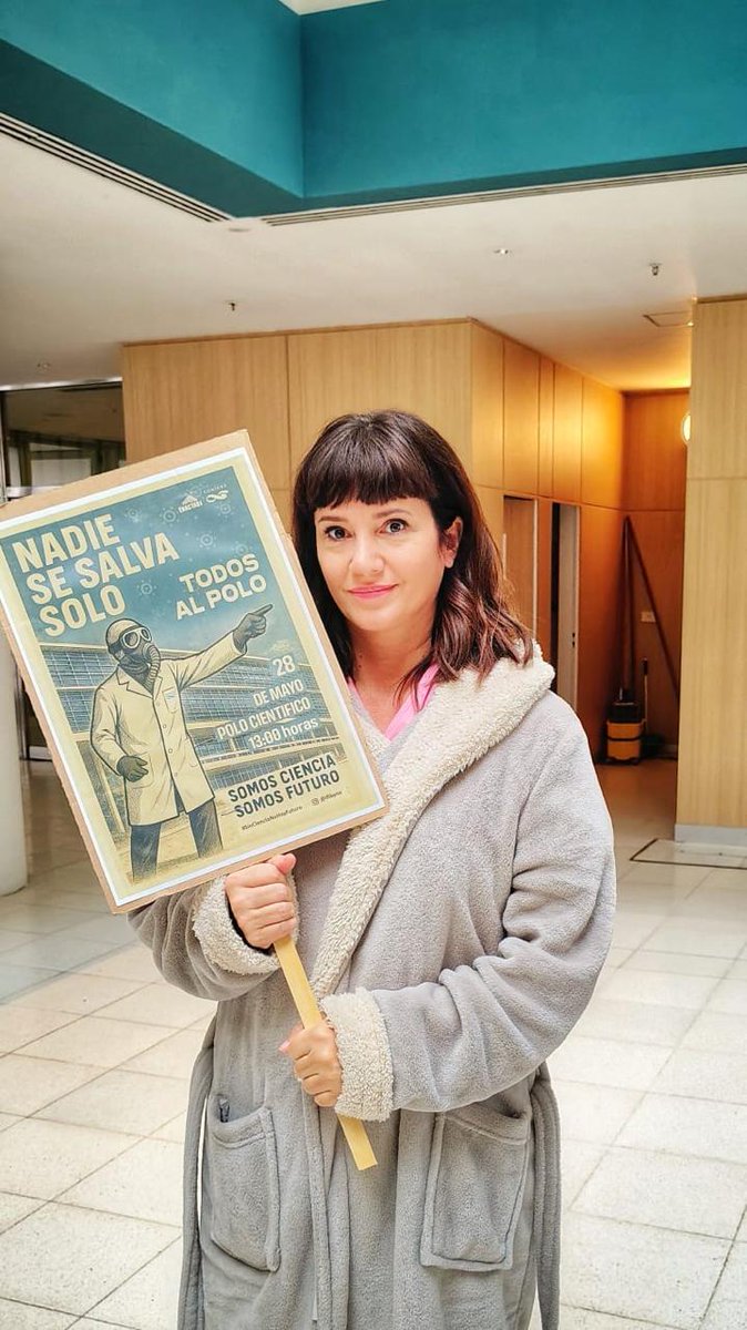 Nora Bär tweet media