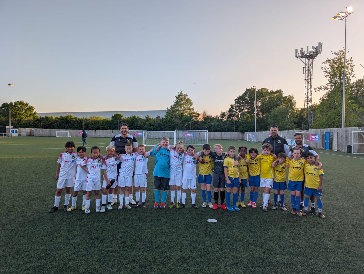 A look back at an inter-club friendly between our U9IS and U9NC sides last weekend. 

A true pleasure watching two hard working, talented teams compete against one another whilst both wearing the Solihull Moors badge proudly!