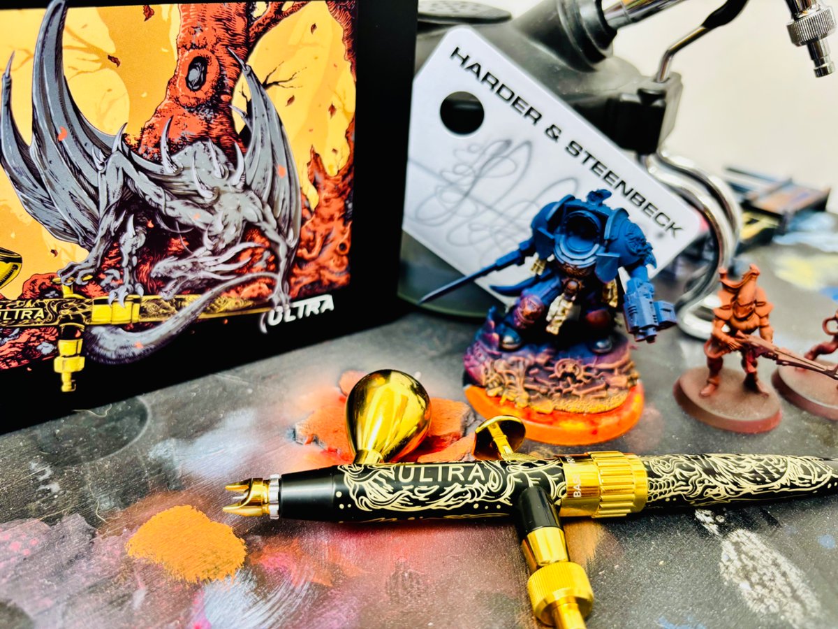 kariko762's tweet photo. Just got my Squidmar Ultra MkII and I cannot wait to get started. The 0.28 kit should arrive soon and then I have a Dragon to paint.

Thanks @ageofsquidmar &amp; @harderairbrush for this awesome collab… Squidmar Infinity MK II 2026??? https://t.co/LyP87DX9Re