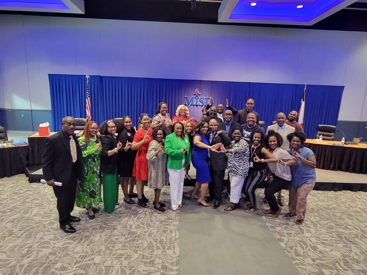 W.Williams tweet media