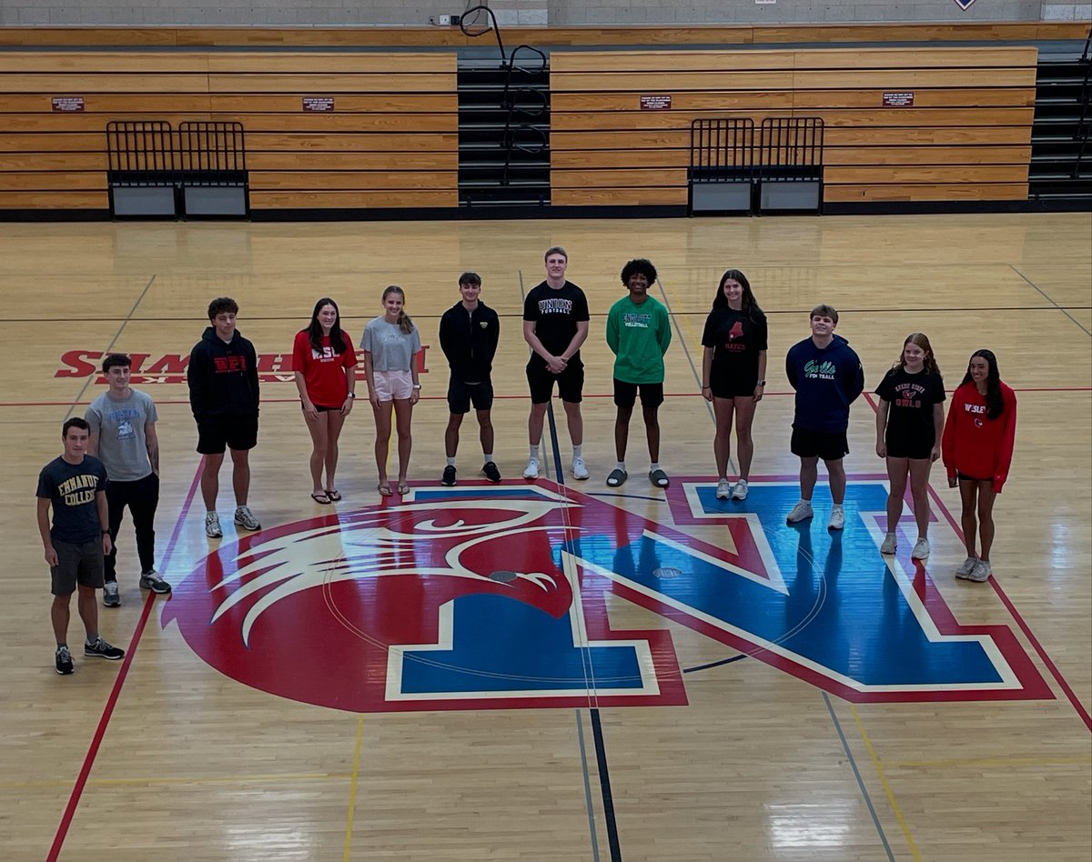 ⭐️ Congrats to this group of talented athletes headed to play at the D3 level next fall!!! ⭐️