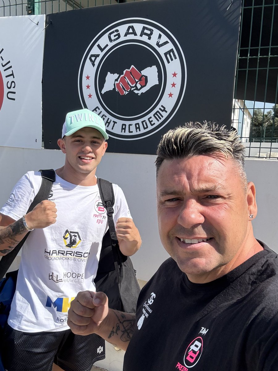 Darren Eldo (@darreneldo) on Twitter photo Pretty Boy <a href="/HarveyEldo/">Harvey Eldo</a> getting in some more class Round with Jordan Flynn 👊
A massive thank you to swifty smith for taking his time to do corner 👌👊🔥🔥
Saturday August 23rd SHOW TIME
<a href="/CarlGreavesPro/">Carl Greaves</a> <a href="/AdamKet/">Adam kettleborough</a>
#TeamPrettyBoy
#thefuture Pretty Boy <a href="/HarveyEldo/">Harvey Eldo</a> getting in some more class Round with Jordan Flynn 👊
A massive thank you to swifty smith for taking his time to do corner 👌👊🔥🔥
Saturday August 23rd SHOW TIME
<a href="/CarlGreavesPro/">Carl Greaves</a> <a href="/AdamKet/">Adam kettleborough</a>
#TeamPrettyBoy
#thefuture