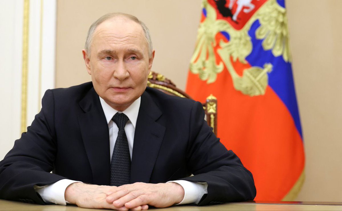 💬 Vladímir Putin: Estamos convencidos de que la nueva arquitectura de seguridad debe ser igualitaria e indivisible, es decir, todos los Estados deben recibir garantías firmes de su propia seguridad, pero no a expensas de la seguridad de otros países.

🔗 t.me/EmbajadaRusaEs…