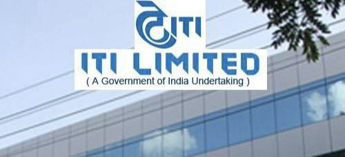 StockPro_Online's tweet photo. ITI Ltd surged 9% on May 28 as Q4 net loss narrowed to ₹4.4 crore from ₹239 crore 💹 and revenue soared 74% 🚀. The board approved a ₹59 crore CAPEX infusion via preferential allotment to the President of India.
#ITILtd #StockMarket #Q4Results #ShareMarketNews #MarketUpdate https://t.co/BJgjuUp3AY