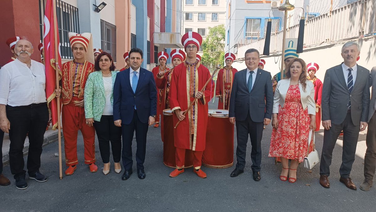 Zeytinburnu İlçe Millî Eğitim Müdürlüğü (@zeytinburnumem) on Twitter photo Zeytinburnu Halk Eğitim Merkezi Müdürlüğü Tarafından Hayat Boyu Öğrenme Haftası Dolayısıyla Düzenlenen Kutlama Etkinliklerine Kaymakamımız Dr. Adem Uslu, İlçe Müdürümüz İsmail Çetinkaya ve Şube Müdürlerimiz Katılım Sağladı.
<a href="/tcmeb/">Millî Eğitim Bakanlığı</a> <a href="/istanbulilmem/">İstanbul İl Millî Eğitim Müdürlüğü</a> <a href="/mathismail/">İSMAİL ÇETİNKAYA</a> Zeytinburnu Halk Eğitim Merkezi Müdürlüğü Tarafından Hayat Boyu Öğrenme Haftası Dolayısıyla Düzenlenen Kutlama Etkinliklerine Kaymakamımız Dr. Adem Uslu, İlçe Müdürümüz İsmail Çetinkaya ve Şube Müdürlerimiz Katılım Sağladı.
<a href="/tcmeb/">Millî Eğitim Bakanlığı</a> <a href="/istanbulilmem/">İstanbul İl Millî Eğitim Müdürlüğü</a> <a href="/mathismail/">İSMAİL ÇETİNKAYA</a>